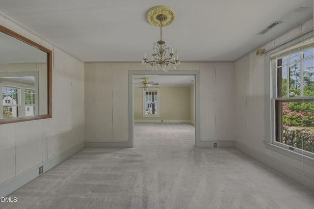 329 S Barbour Street, Clayton, NC 27520