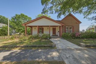 329 S Barbour Street, Clayton, NC 27520