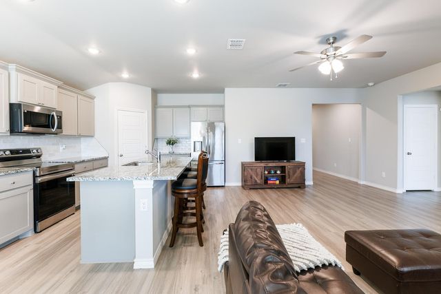 7205 25th Street, Lubbock, TX 79407