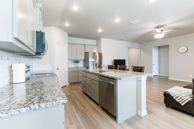 7205 25th Street, Lubbock, TX 79407