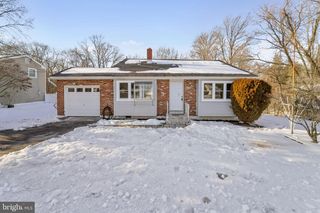 149 GREENTREE RD, Blackwood, NJ 08012