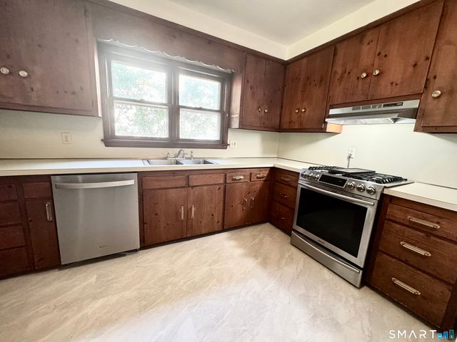 23 Quintard Avenue A, Norwalk, CT 06854