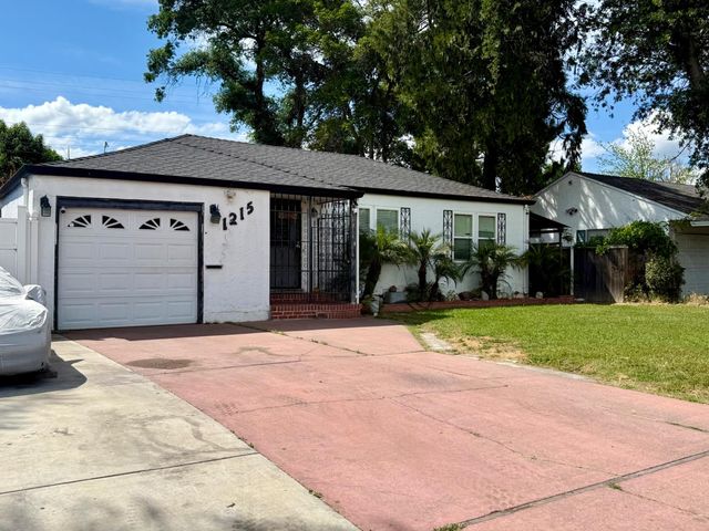 1215 Kingsley Ave, Stockton, CA 95203