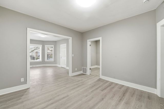 1217 N Harding Avenue, Chicago, IL 60651