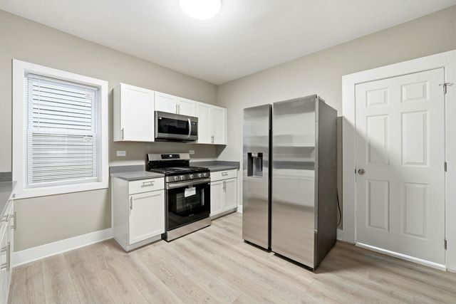 1217 N Harding Avenue, Chicago, IL 60651