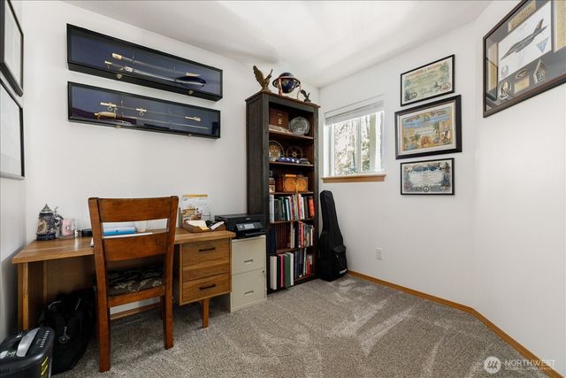 1035 W Starflower Road, Oak Harbor, WA 98277