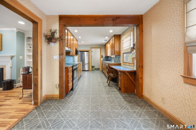 97 Glenview Drive, Newington, CT 06111
