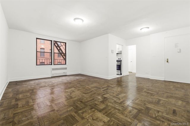 10-40 Neilson Street 1-A, Far Rockaway, NY 11691