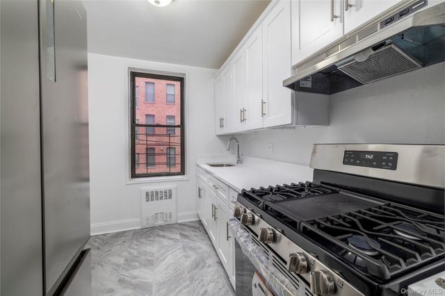 10-40 Neilson Street 1-A, Far Rockaway, NY 11691
