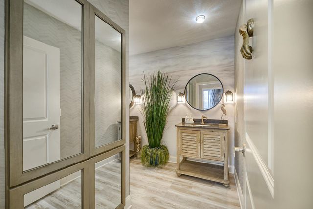 3110 N Chestnut Street 209, Chaska, MN 55318