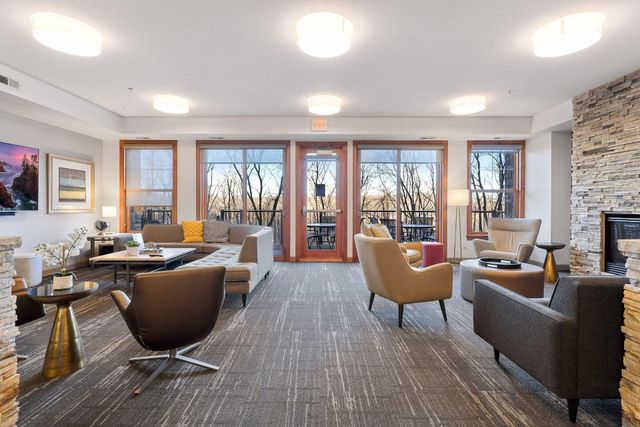 3110 N Chestnut Street 209, Chaska, MN 55318