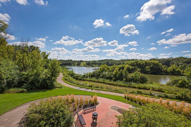 3110 N Chestnut Street 209, Chaska, MN 55318