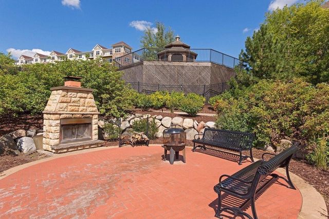 3110 N Chestnut Street 209, Chaska, MN 55318