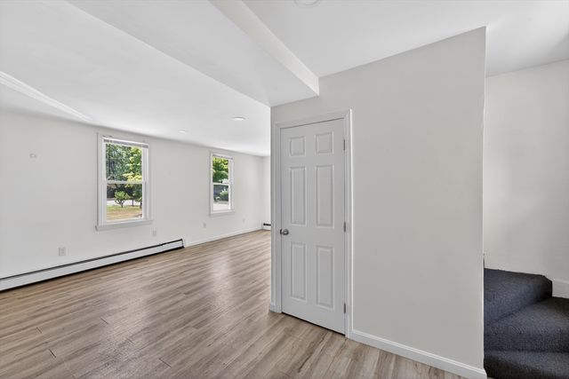 50 Lloyd Ave, Warwick, RI 02889