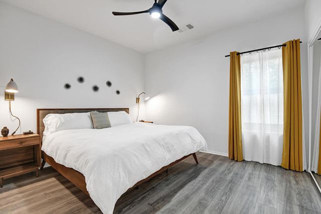 2005 E Racquet Club Road, Palm Springs, CA 92262