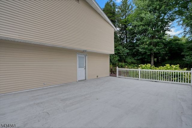 340 Central Ave, Mountainside Boro, NJ 07092