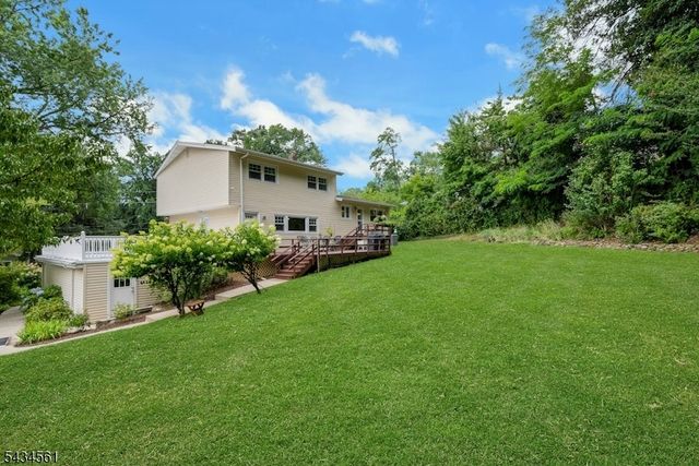 340 Central Ave, Mountainside Boro, NJ 07092