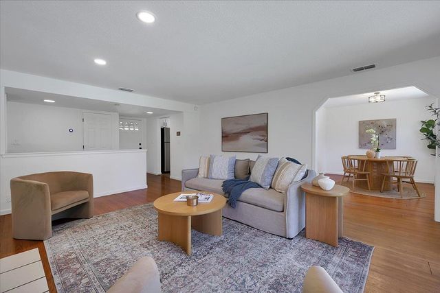 3505 Kersey Ln, Sacramento, CA 95864