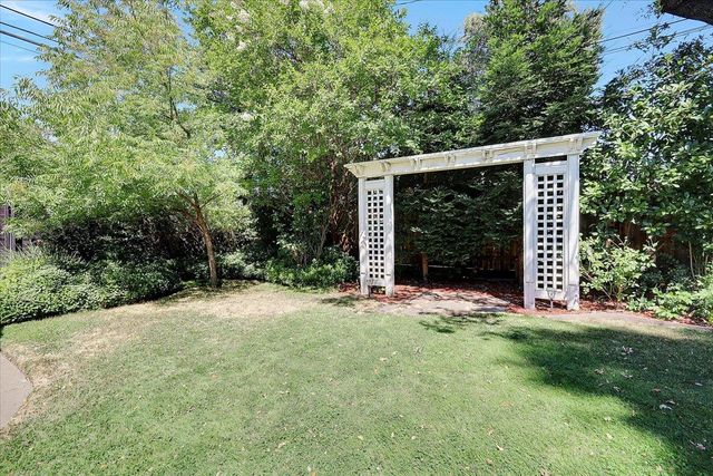 3505 Kersey Ln, Sacramento, CA 95864
