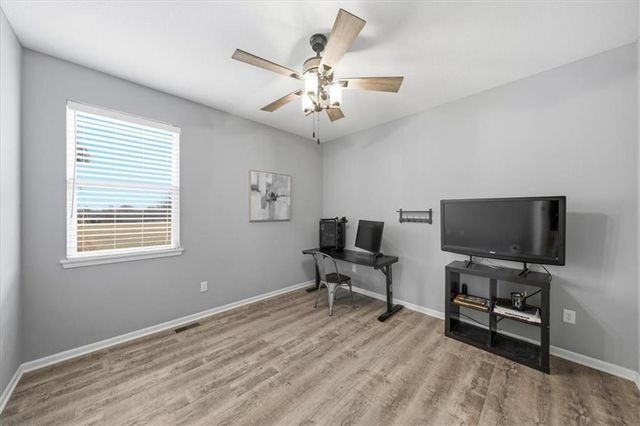 25523 Primrose Lane, Lawrence, KS 66044