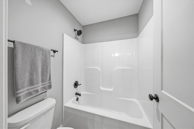 25523 Primrose Lane, Lawrence, KS 66044