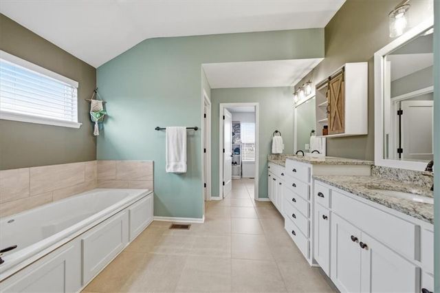 25523 Primrose Lane, Lawrence, KS 66044