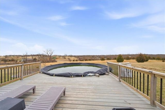 25523 Primrose Lane, Lawrence, KS 66044