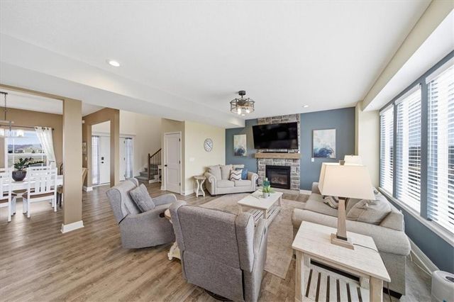 25523 Primrose Lane, Lawrence, KS 66044