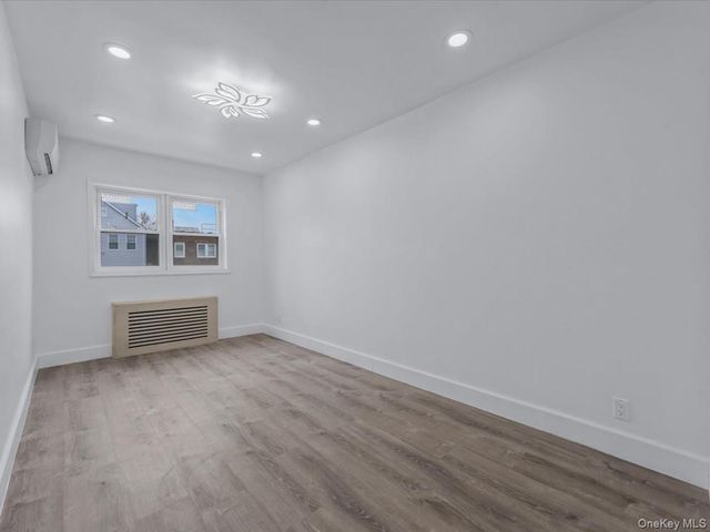 6616 52nd Drive, Maspeth, NY 11378