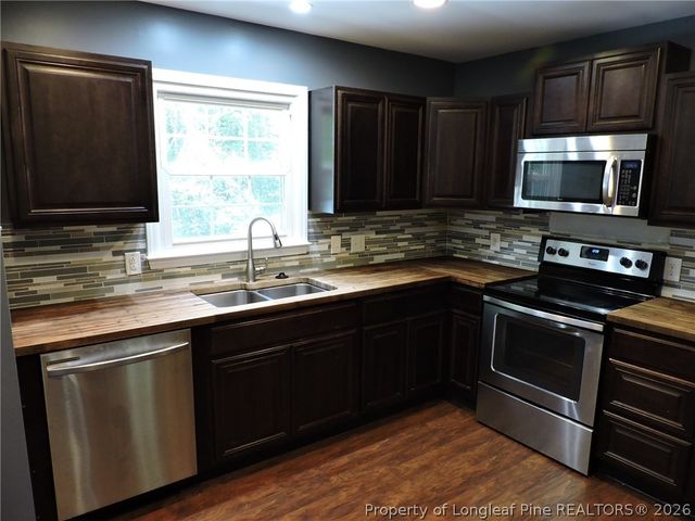 1816 Phillips Drive, Sanford, NC 27330
