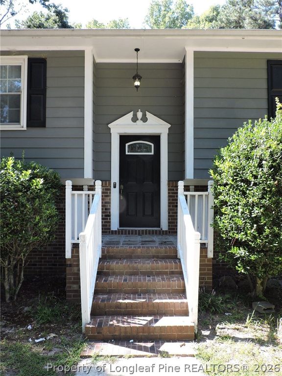 1816 Phillips Drive, Sanford, NC 27330 — photo 2