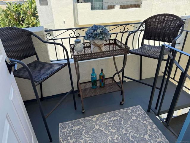 880 Home Ave F, Carlsbad, CA 92008