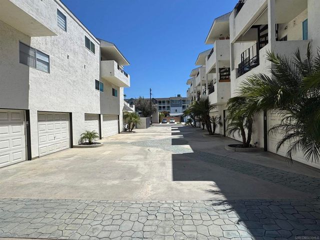 880 Home Ave F, Carlsbad, CA 92008