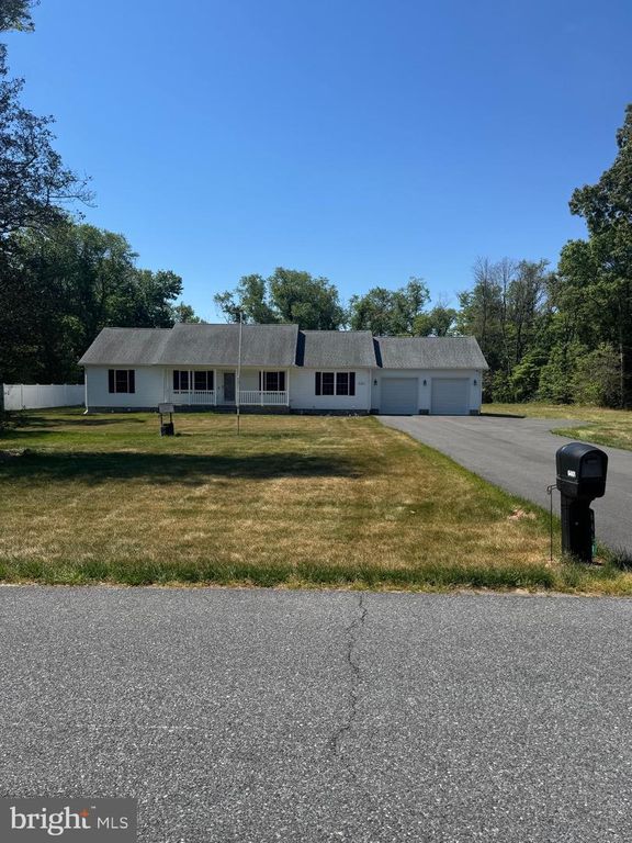 6461 PLEASANT DR, Laurel, DE 19956