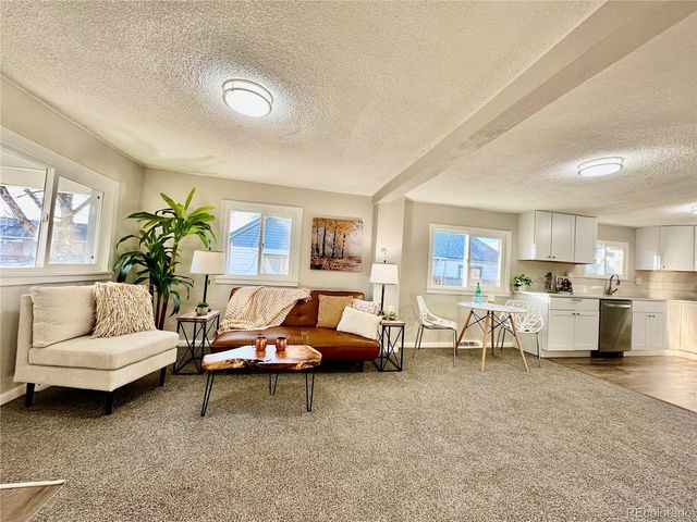 6401 E 71st Avenue, Commerce City, CO 80022