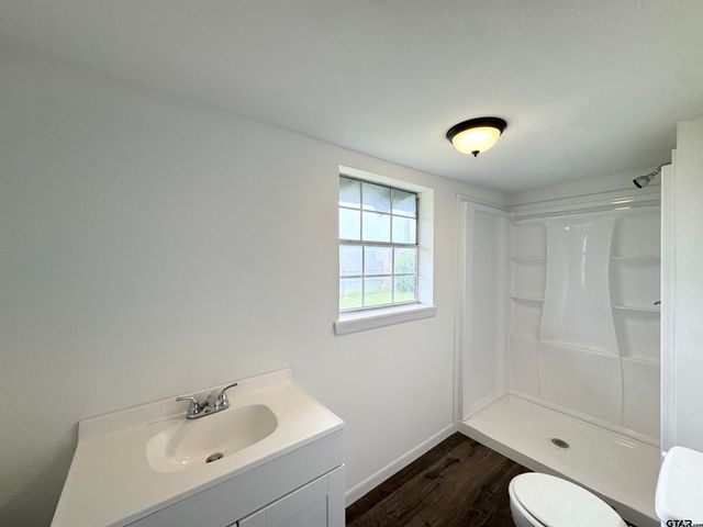 712 Norman Lane, Crockett, TX 75835