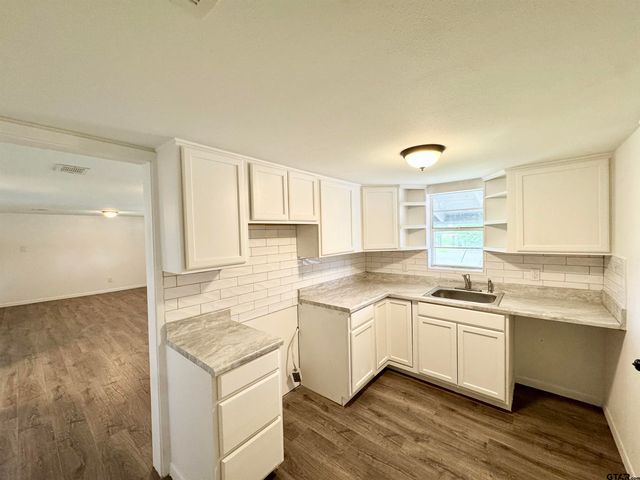 712 Norman Lane, Crockett, TX 75835