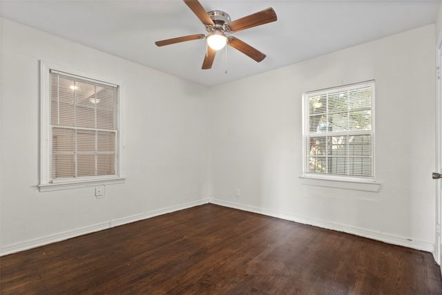 838 Dalworth Street, Grand Prairie, TX 75050