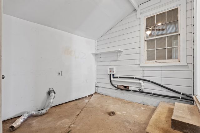 838 Dalworth Street, Grand Prairie, TX 75050