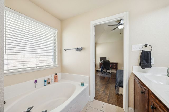 1601 Applegate Way, Royse City, TX 75189