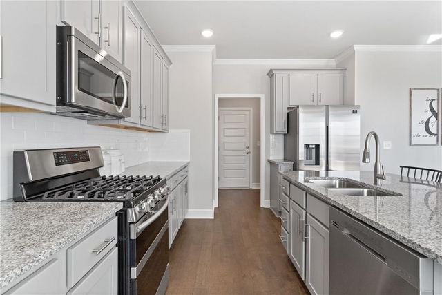 2260 Highridge Point, Lithia Springs, GA 30122