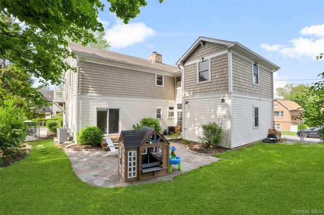 10 Bogert Place, Bronxville, NY 10708