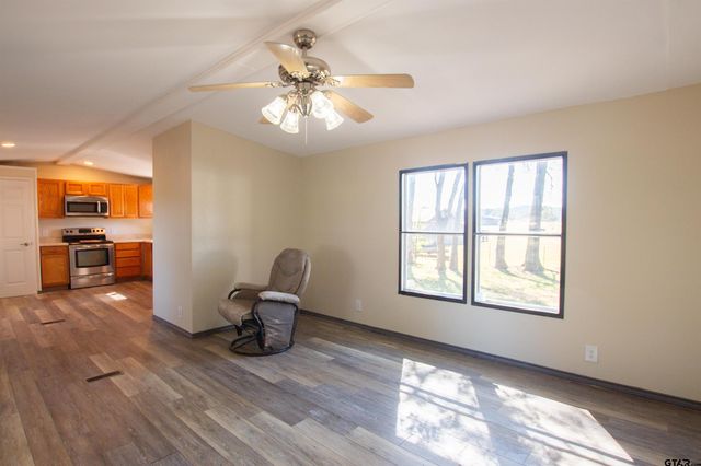 22908 Shell Shore Dr, Bullard, TX 75757