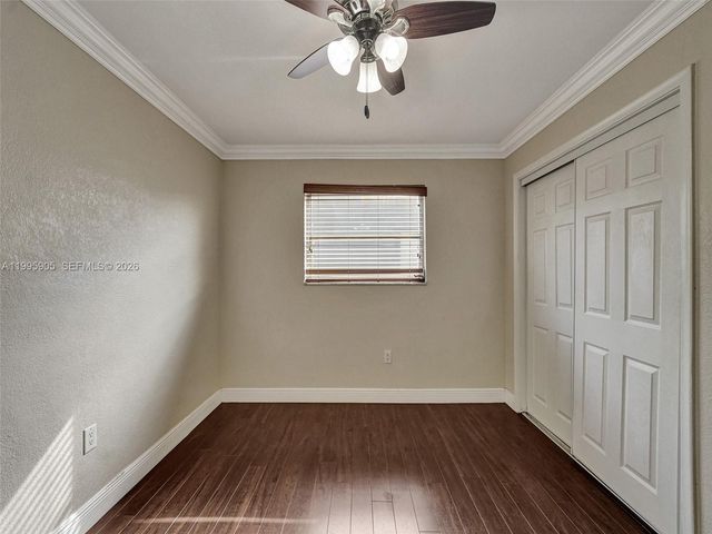 7231 NW 20th St, Sunrise, FL 33313