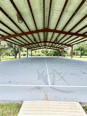 O Clopper Road, Seabrook, TX 77586