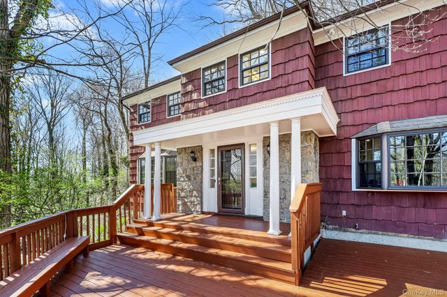 10 Highridge Road, Hartsdale, NY 10530