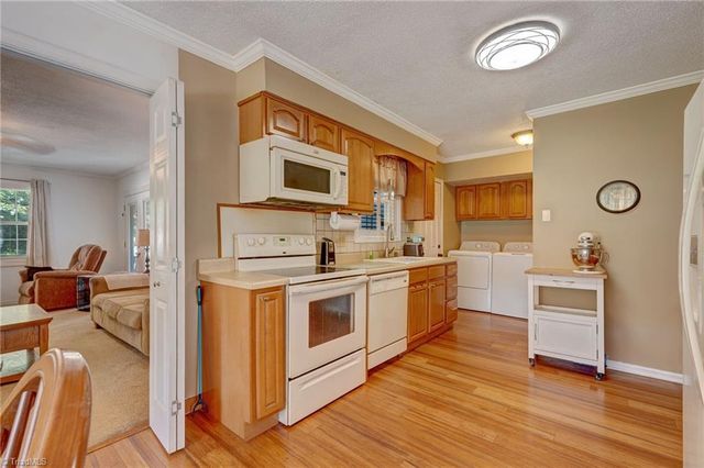 4906 Pheasant Drive, Greensboro, NC 27406