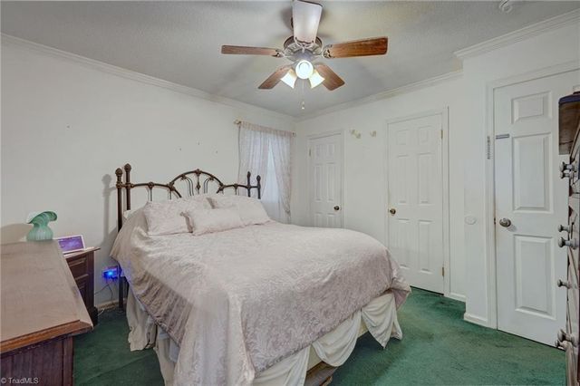 4906 Pheasant Drive, Greensboro, NC 27406