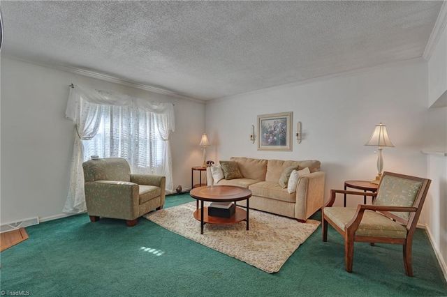 4906 Pheasant Drive, Greensboro, NC 27406