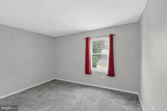 4901 IVERSON PL, Temple Hills, MD 20748